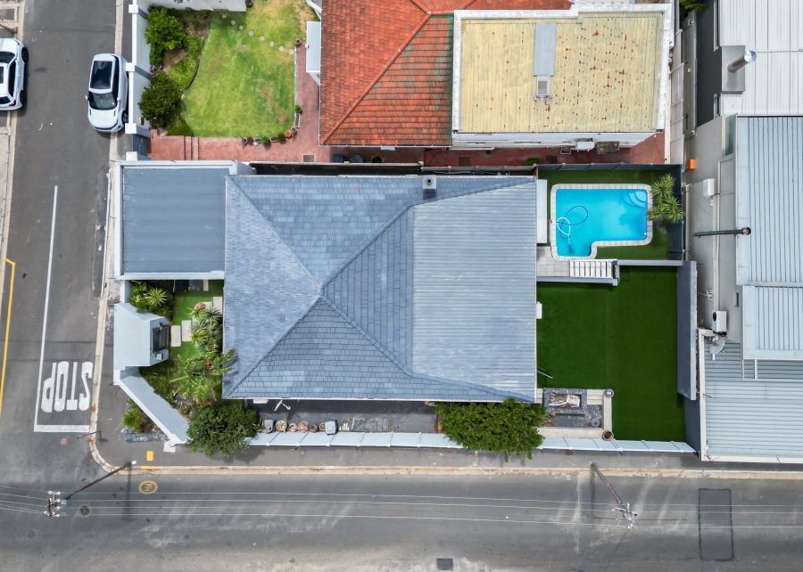 4 Bedroom Property for Sale in Fresnaye Western Cape